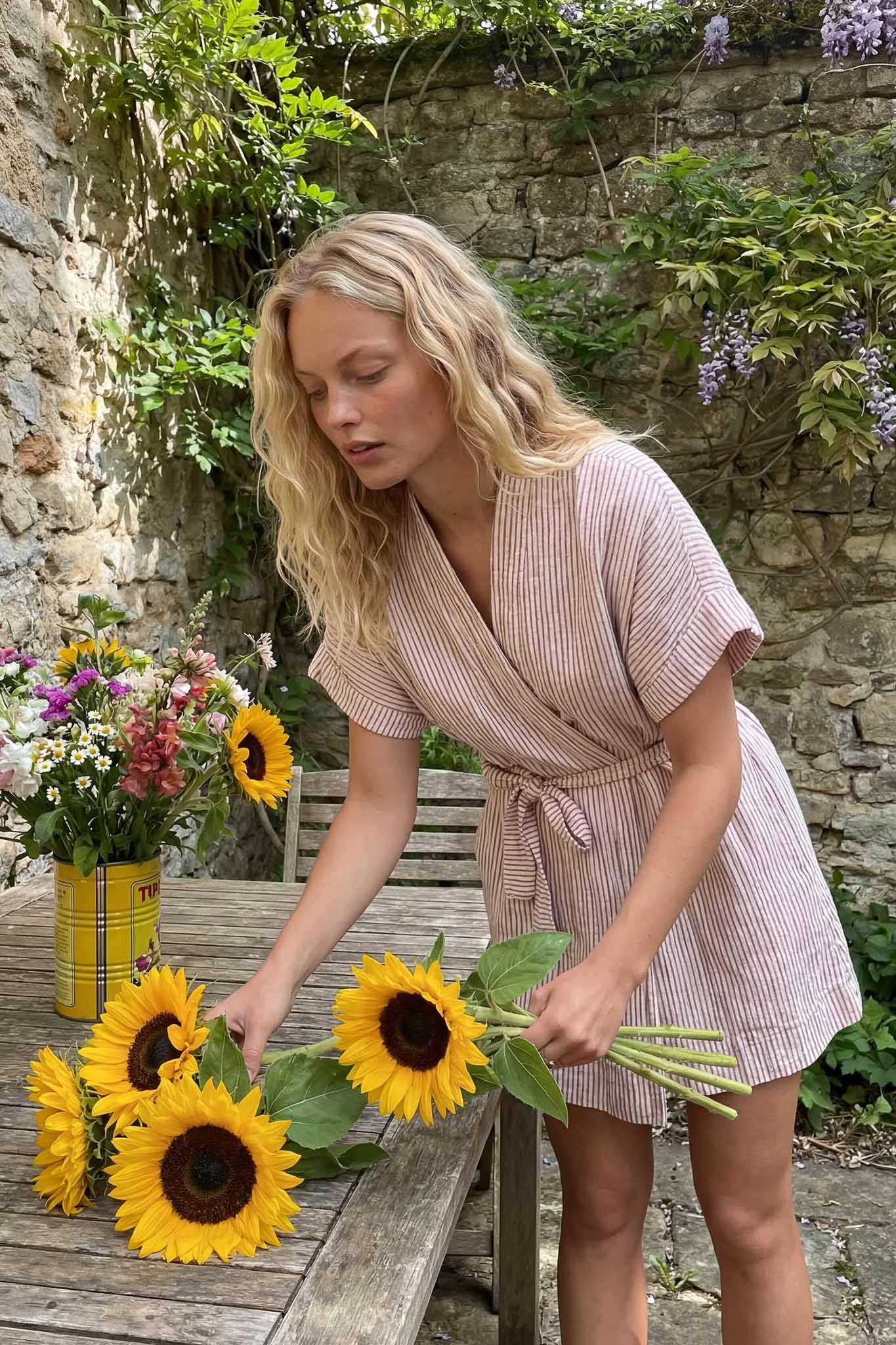 Crinkle Kırmızı Çizgili Kısa Kimono