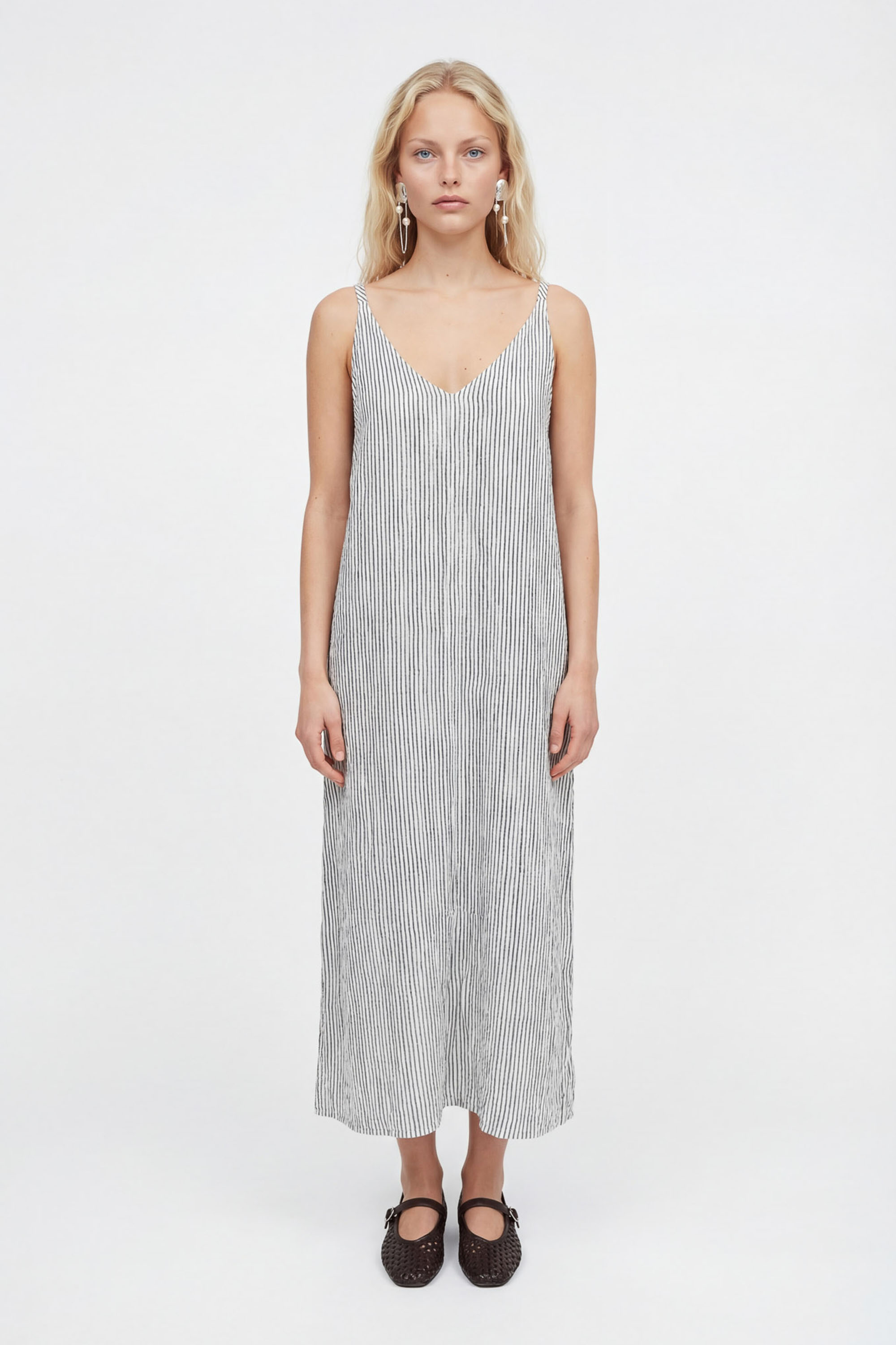 Crinkle Siyah Çizgili Bağlamalı Askılı Elbise