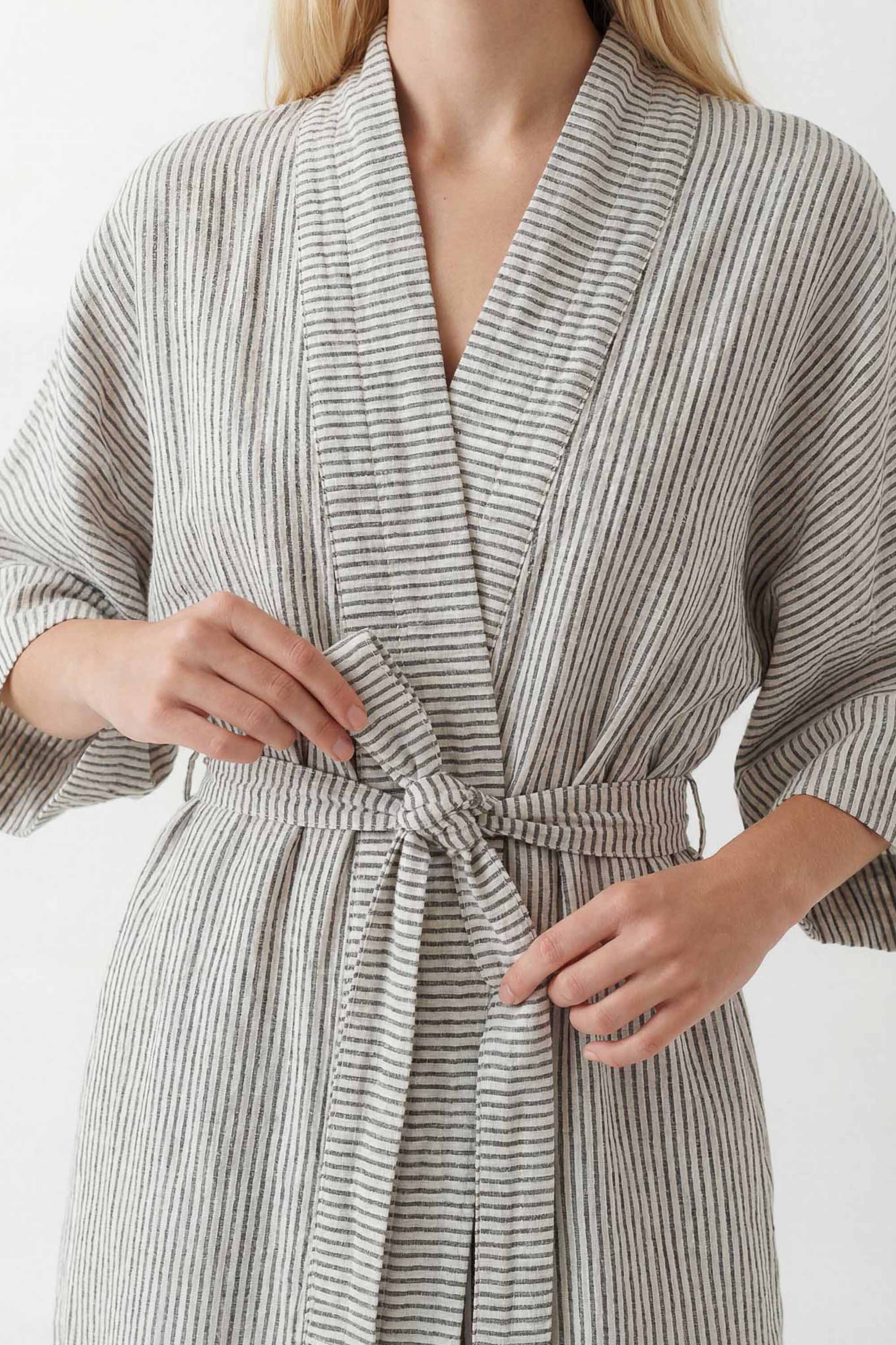 Siyah Çizgili Kimono